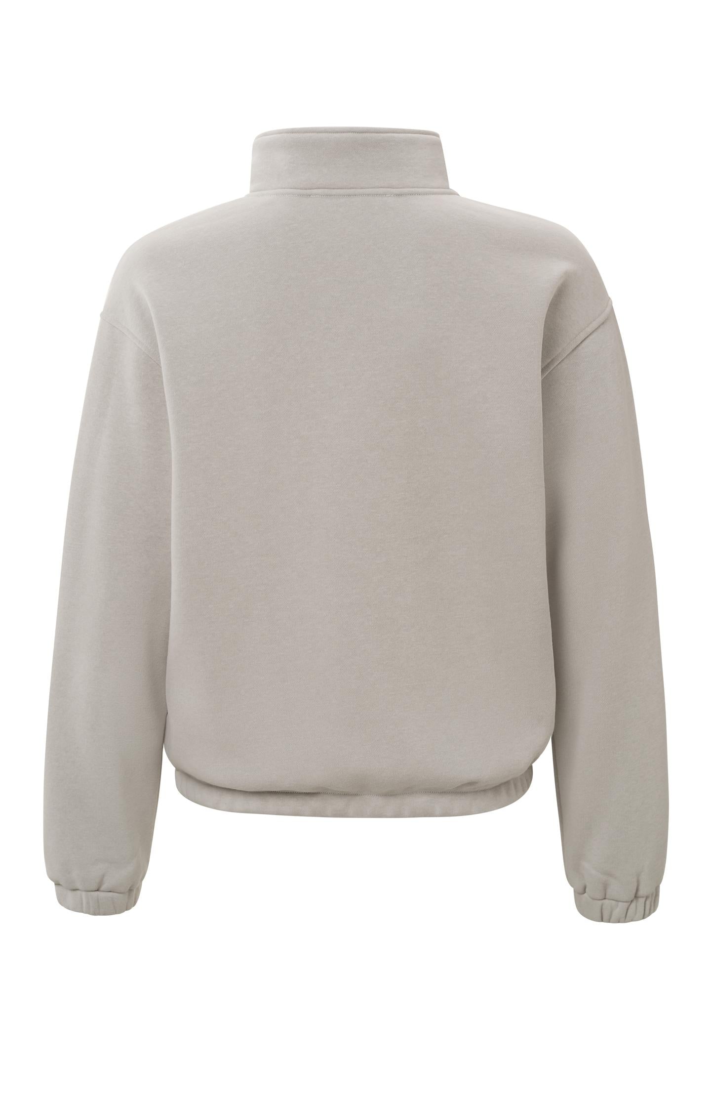 Sweatshirt with high neck, long sleeves and a front zipper