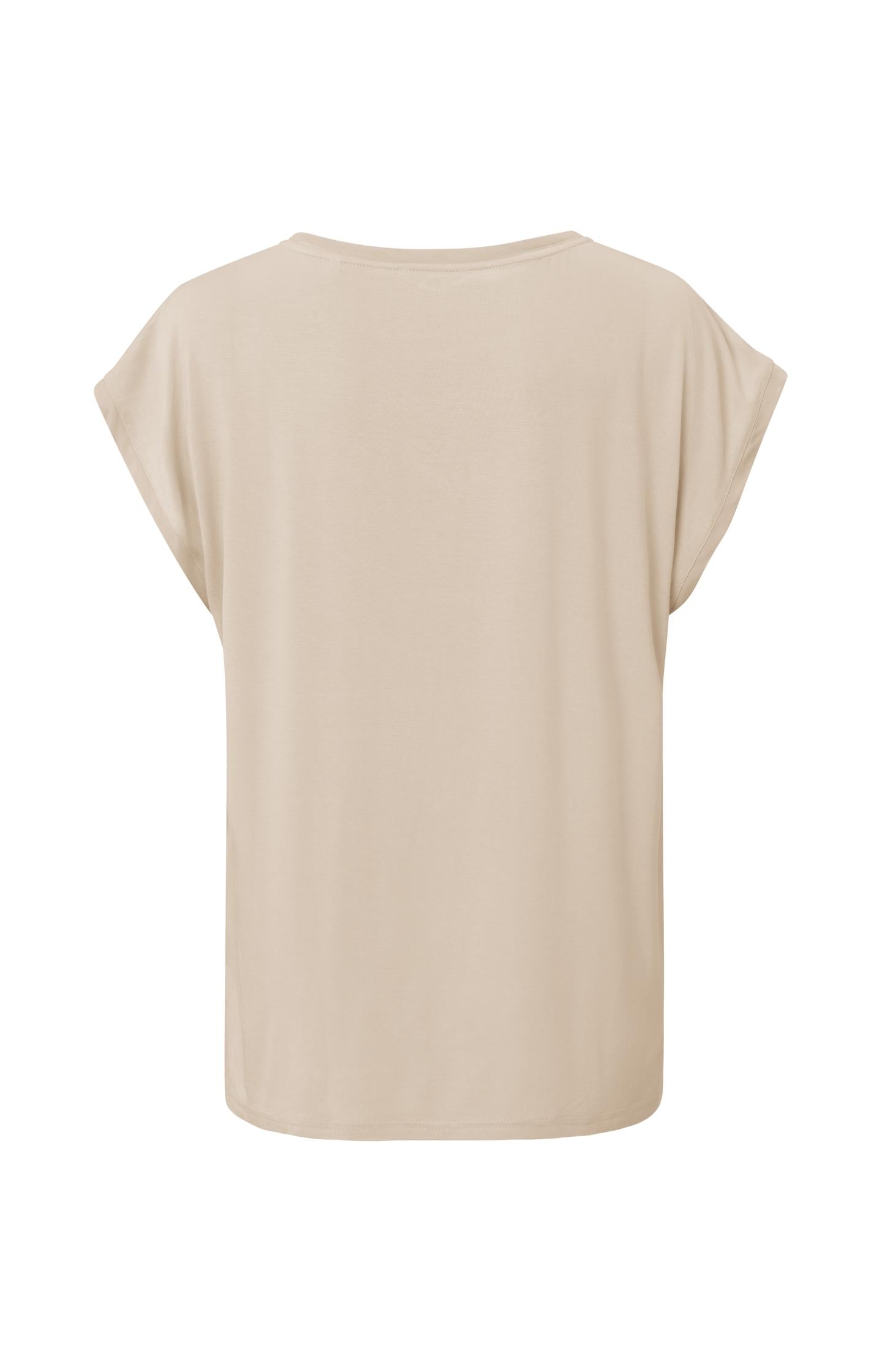 Top with round neck and cap sleeves without shoulder seams