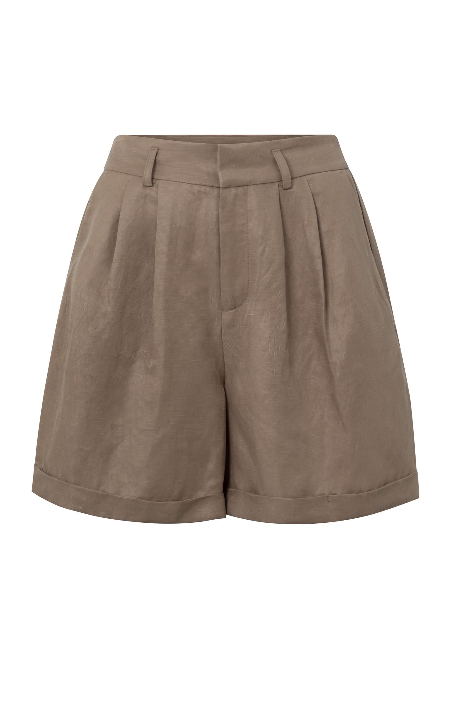 Woven short with high waist, pockets and pleated details - Type: product