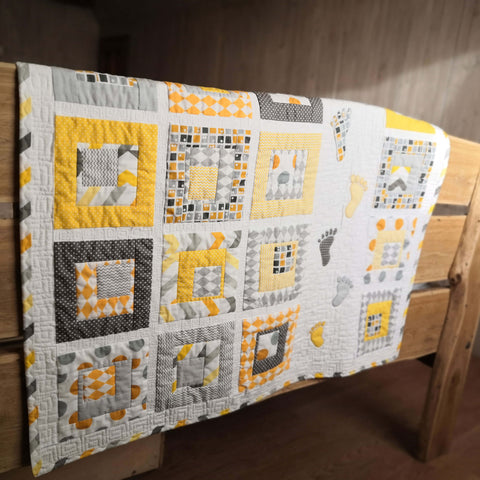 Unisex baby quilt