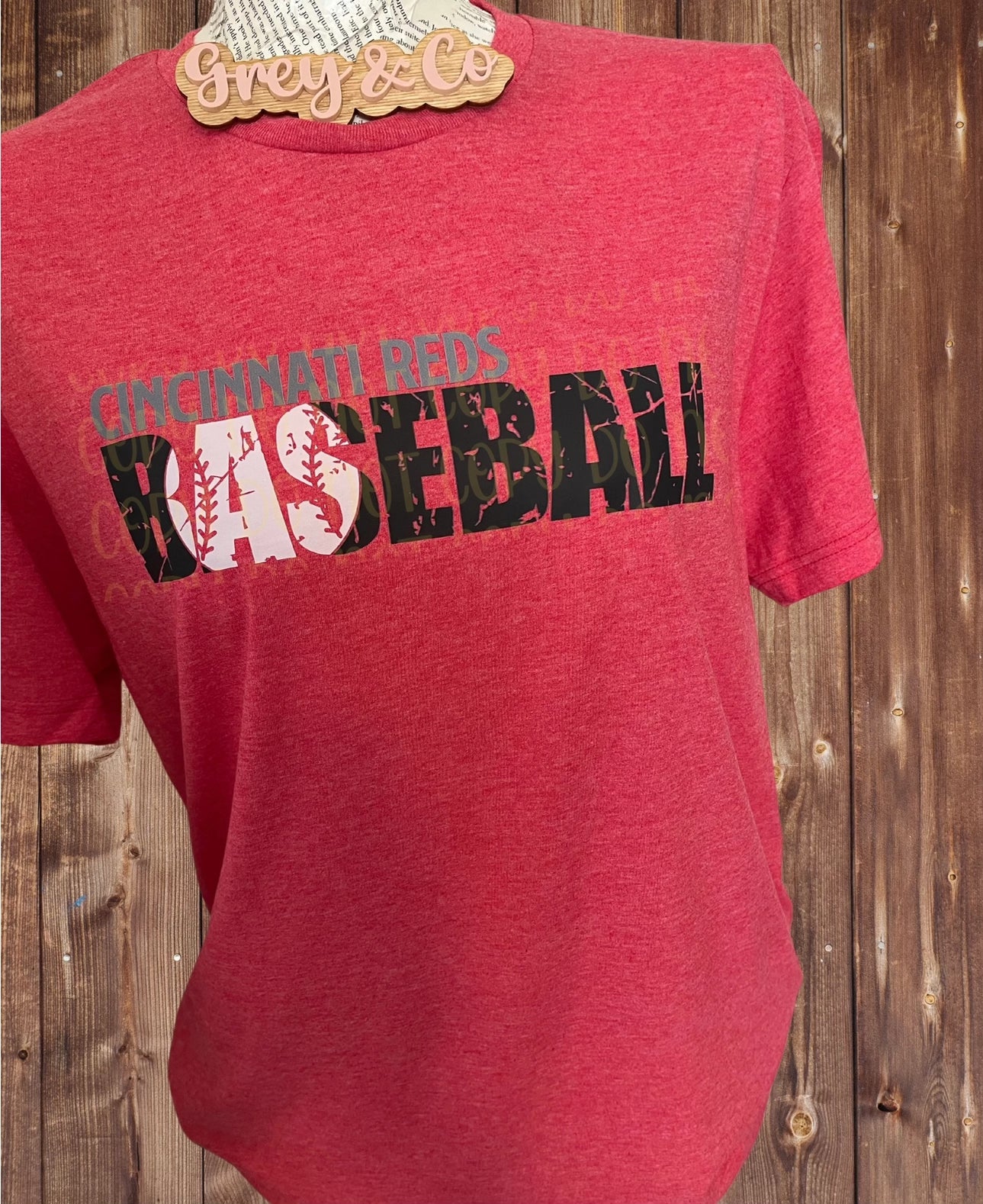 CINCINNATI REDS UNISEX TEE - RED
