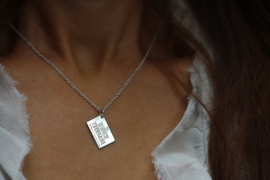 Mastercard® New York Mini 10K necklace