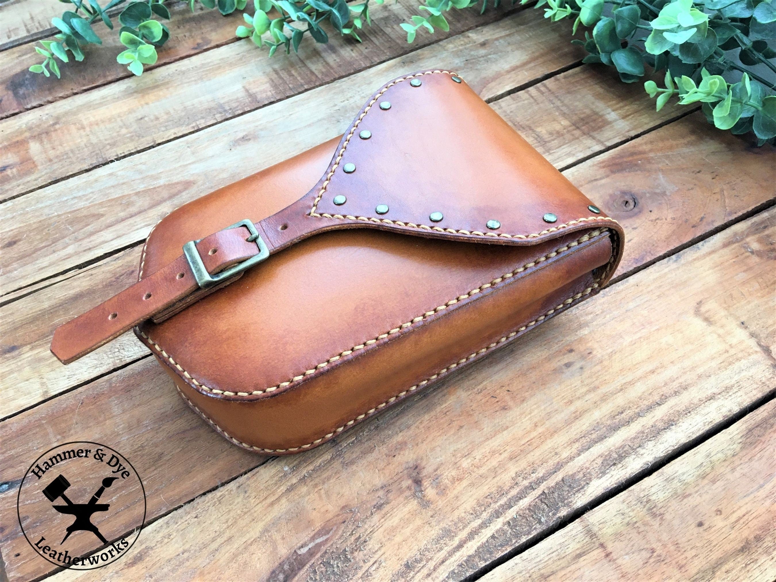 custom leather belt pouch