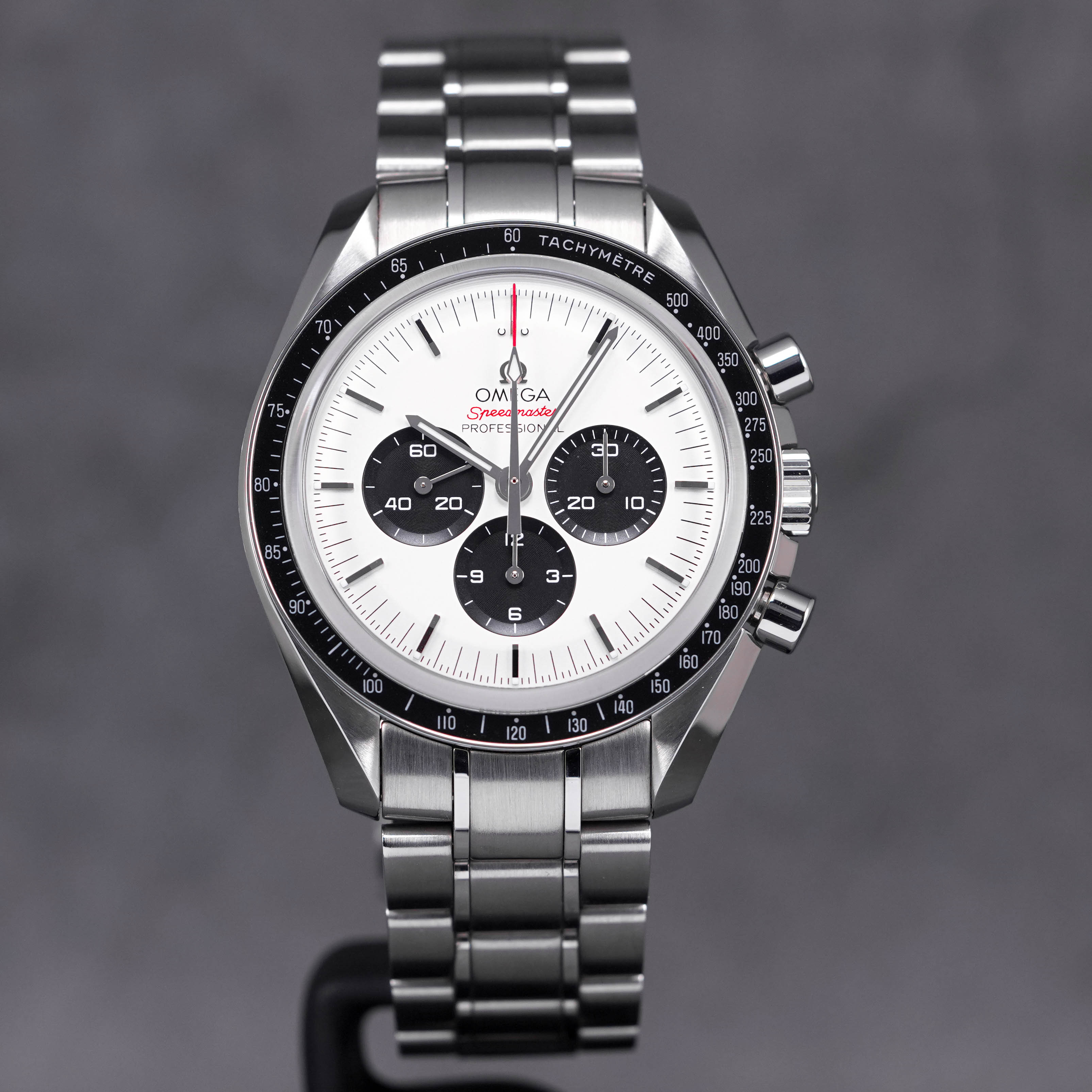 OMEGA SPEEDMASTER TOKYO 2020 'PANDA' (2019) - OMNILUXE