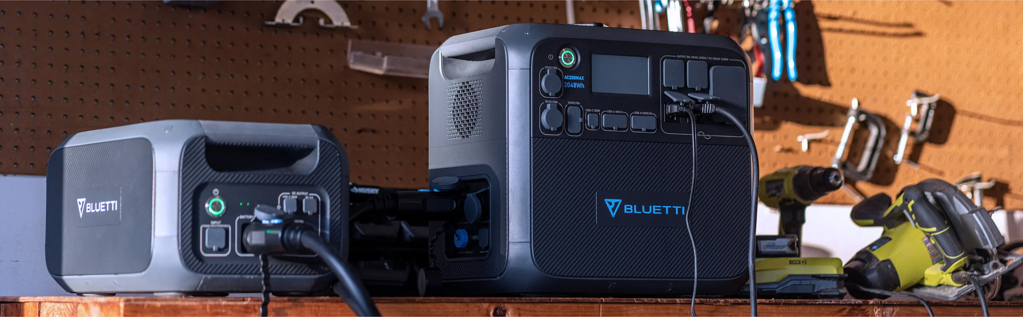BLUETTI AC200MAX Portable Power Station + B230 Expansion Battery