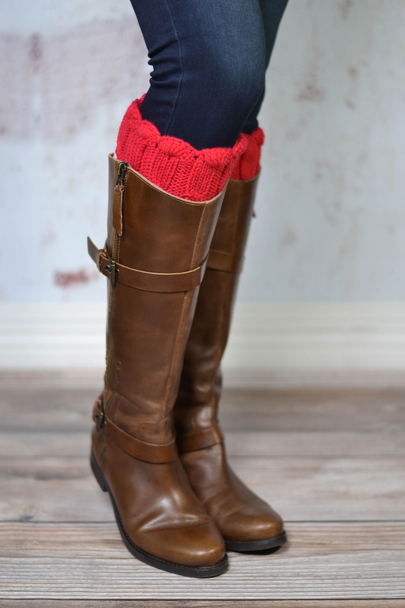 Candy Cane Red and Cream Scalloped Stripe Boot Cuffs – bootcuffsocks.com