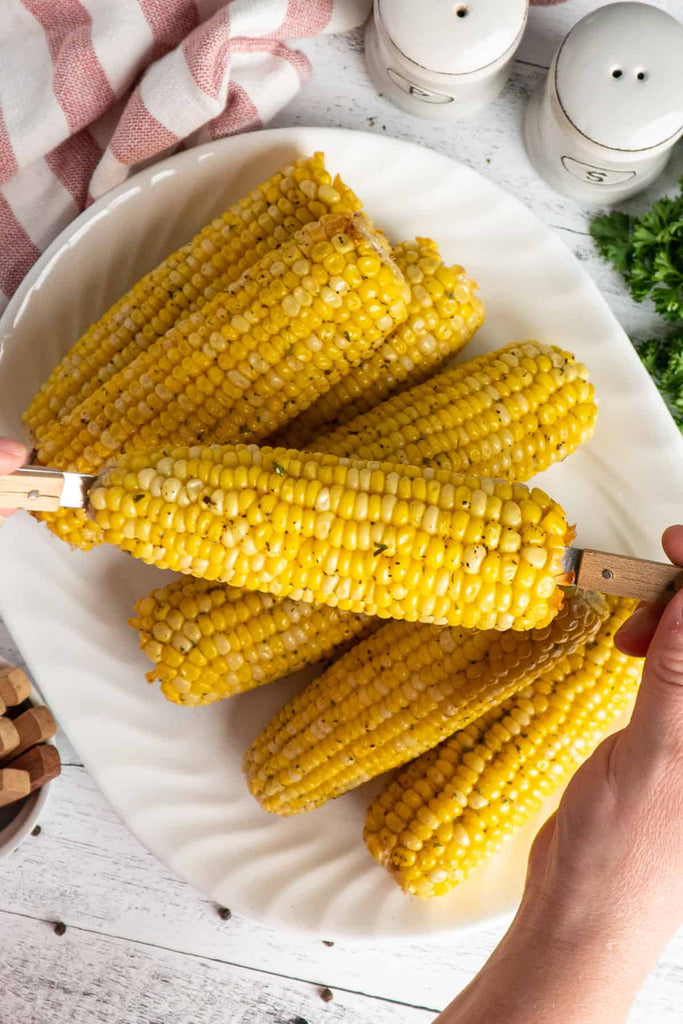 Corn on the cobb in a serving dish