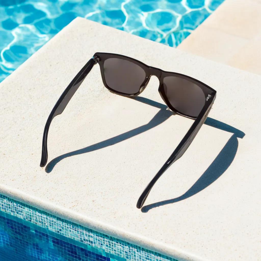 Smart sunglasses on the swimmimg pool