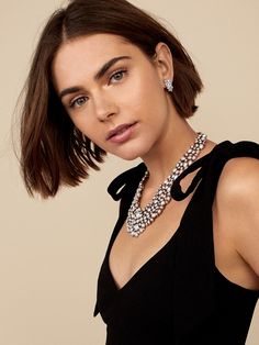 black dress: collar necklace