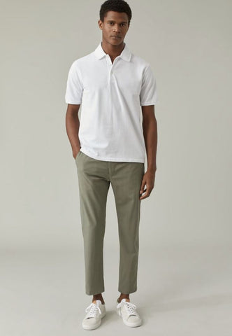 men summer capsule wardrobe: chino