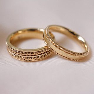 Couple rings: anniversary rings