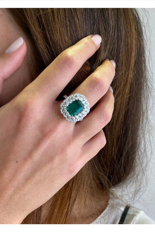 emerald stone: rings