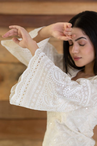 summer kurti: chikankari