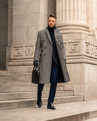 jackets that are in style: trench coat