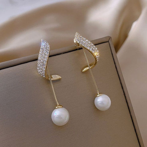raksha bandhan gifts: earrings