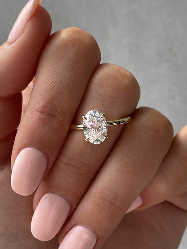 Emma Stone Engagement Ring Details [PHOTOS]