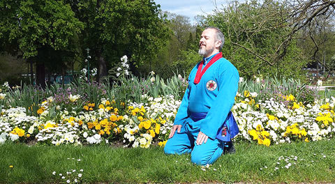 Seiza Style Meditation, Sitting on Heels, in a Garden, Wikimedia