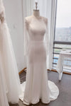 Mermaid Bateau Neck Long Sleeves Applique Wedding Dress with a Brush/Sweep Train