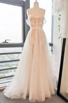 V-neck Short Sleeves Sleeves Sheath Applique Sheath Dress/Wedding Dress with a Brush/Sweep Train