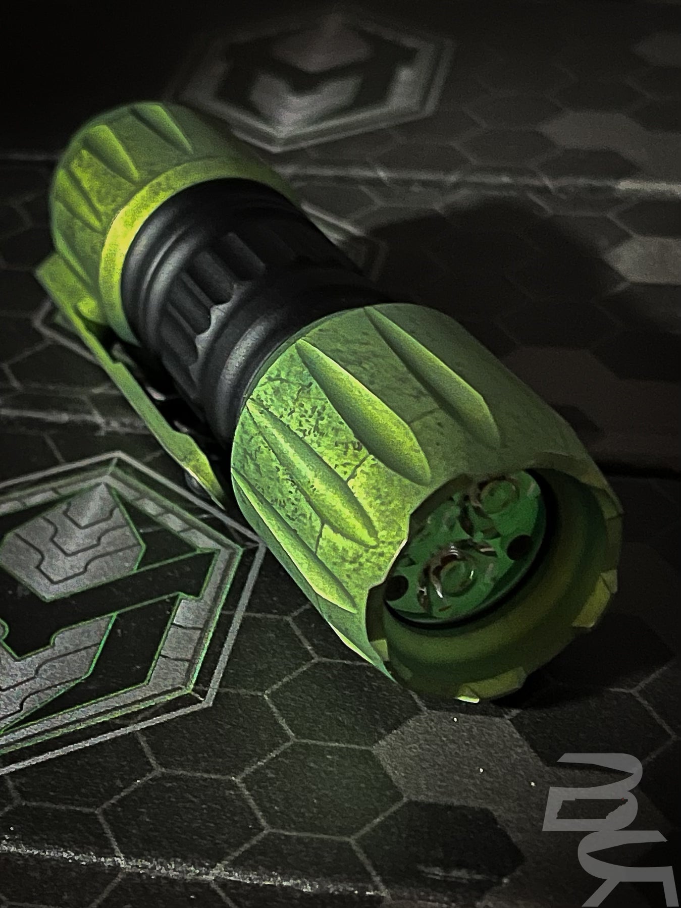 Heretic Hyperion Tactical Flashlight Antique Green New Release