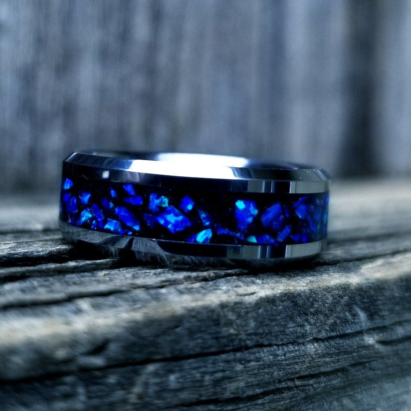 dark blue rings