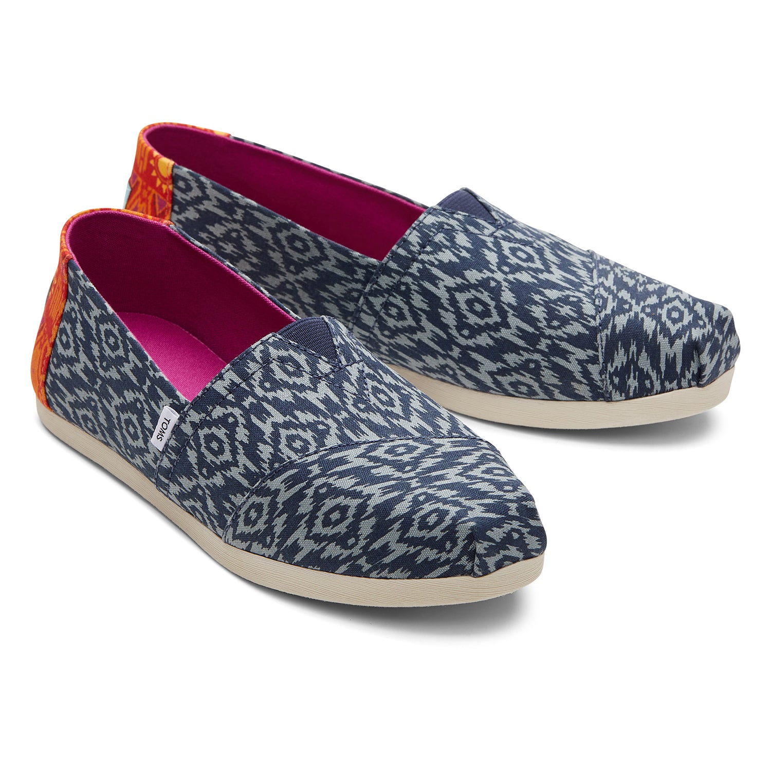 Women's Alpargata Cloudbound Diamonds Ikat Print Women Slip On