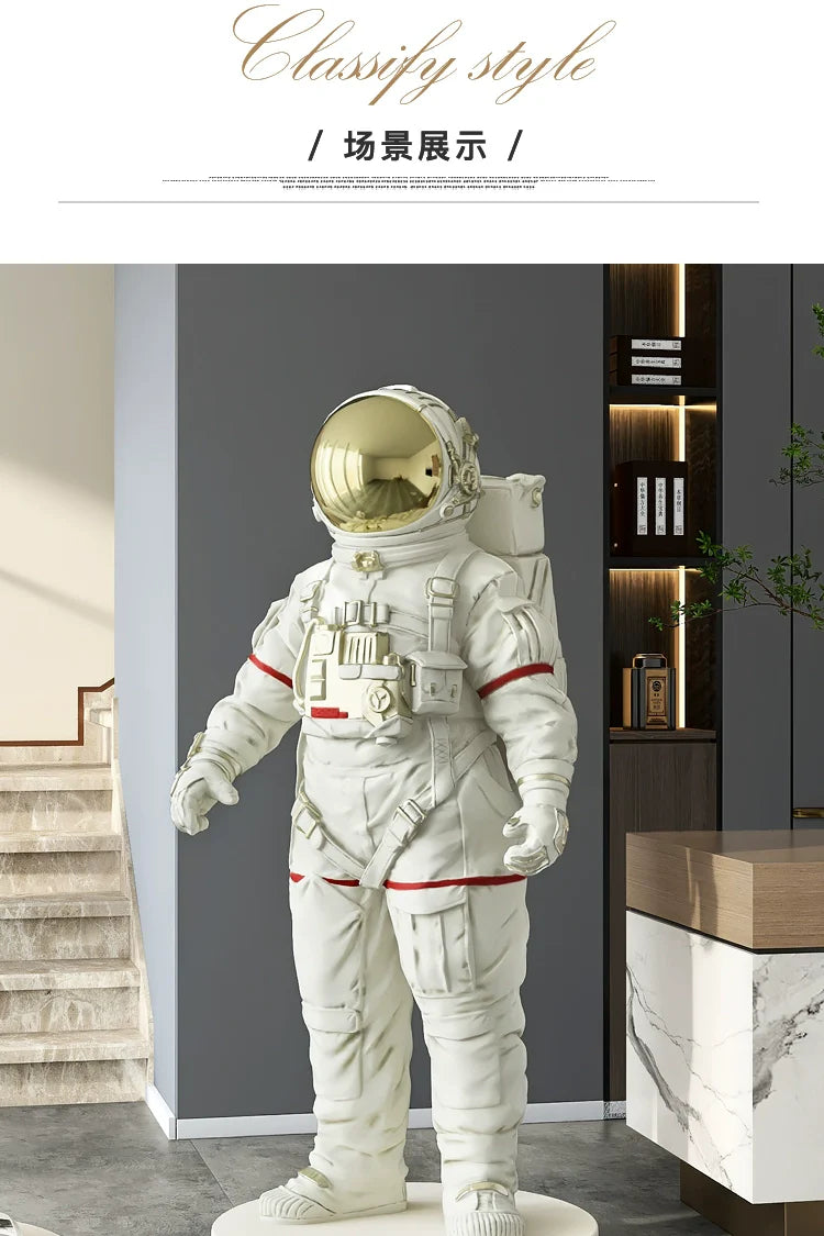 YUNCAN Hugo Astronaut Swing Ornament
