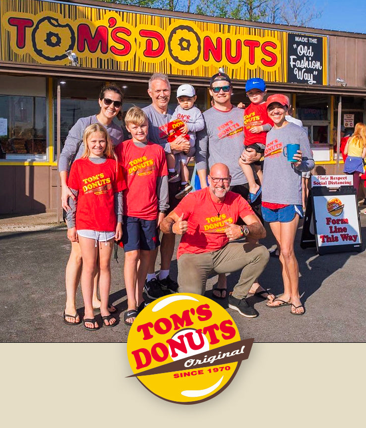 Tom's Donut Original family picture
