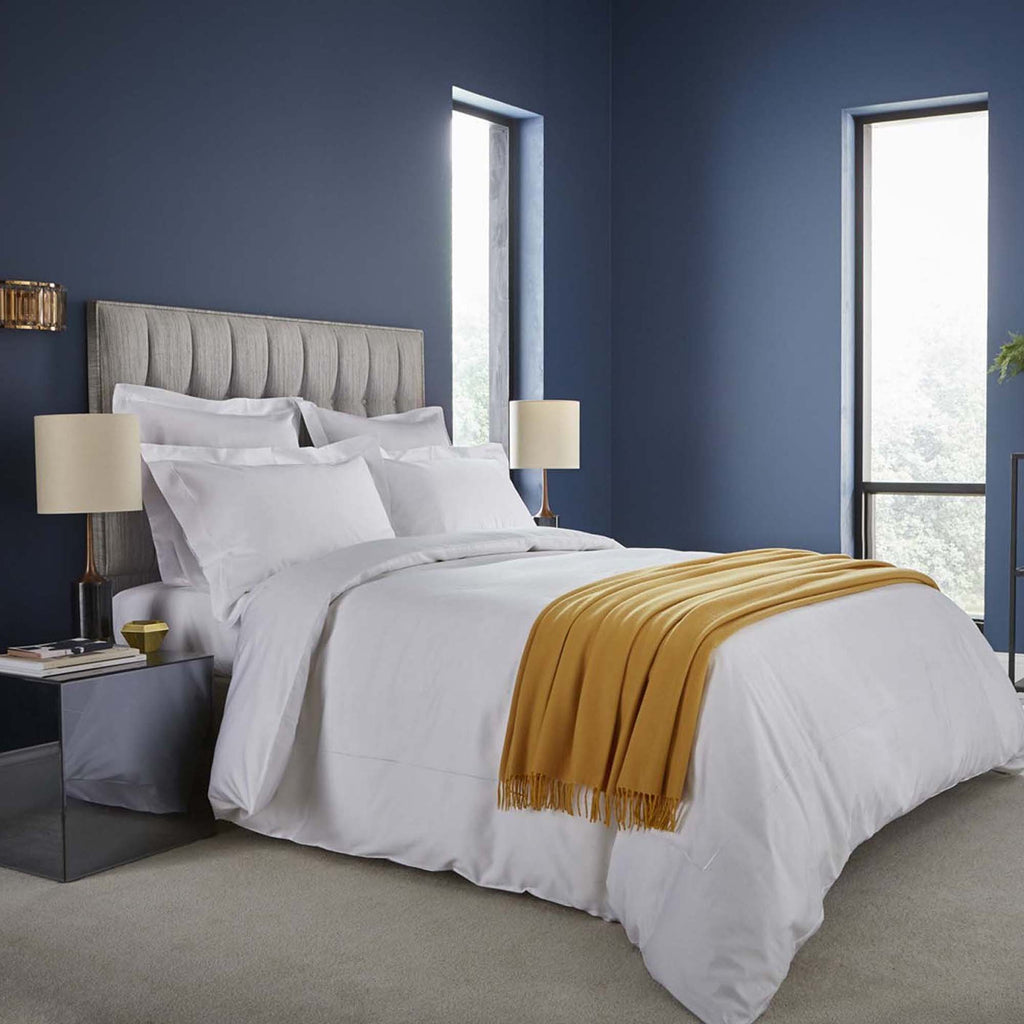 Windsor 400TC sateen bed linen for hotel rooms