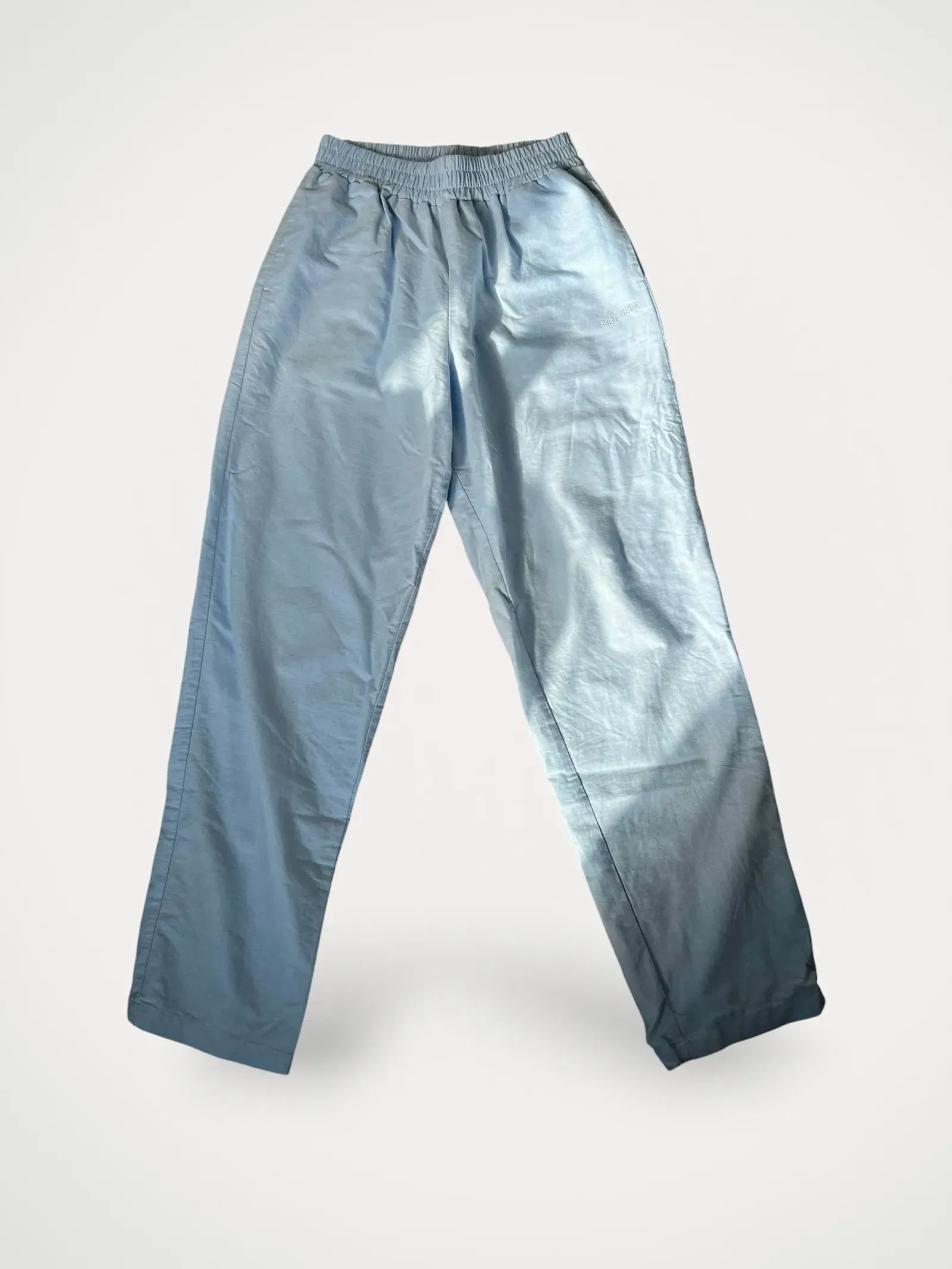 image of Djerf Avenue Breezy Blue-byxor