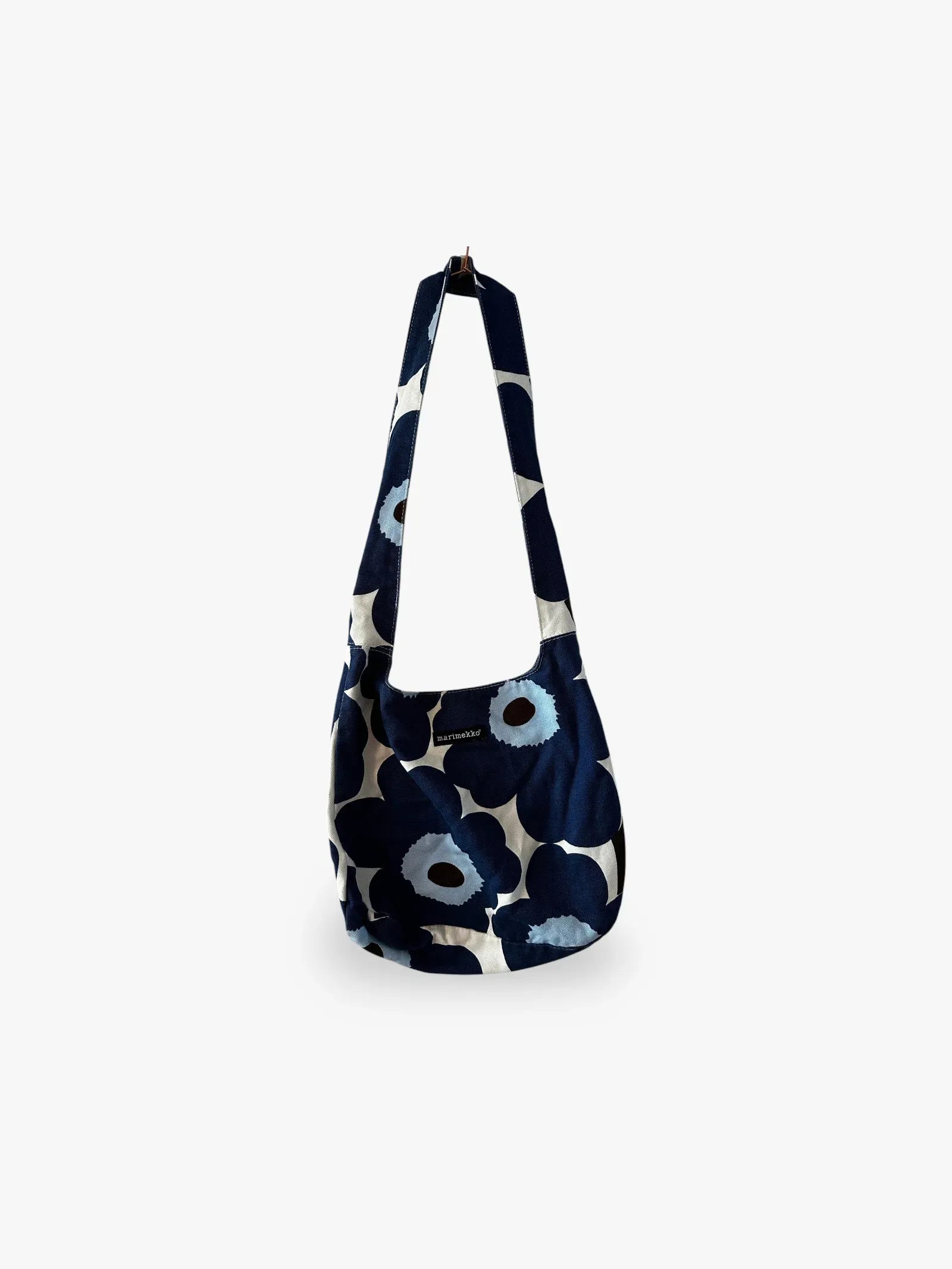 image of Marimekko Unikko-axelremsväska