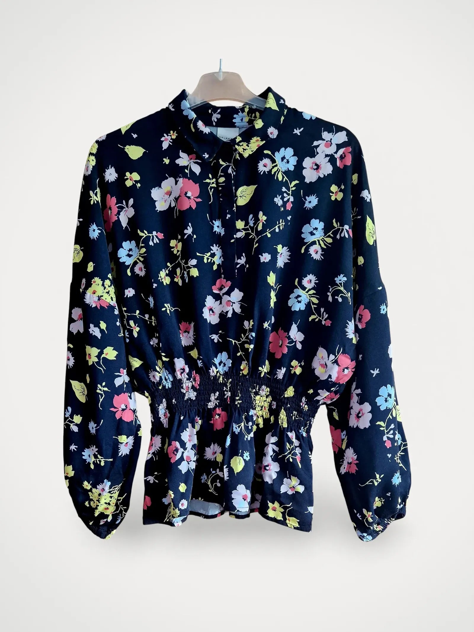 image of SELECTED-blus
