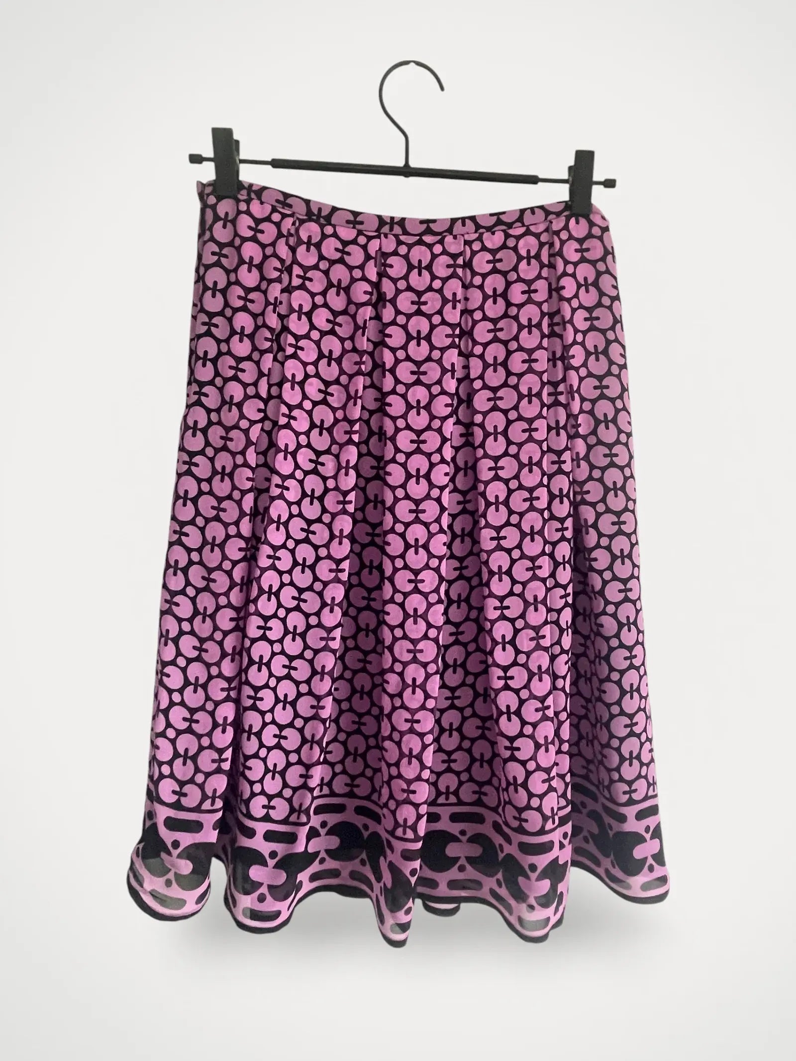 image of Anna Sui-sidenkjol