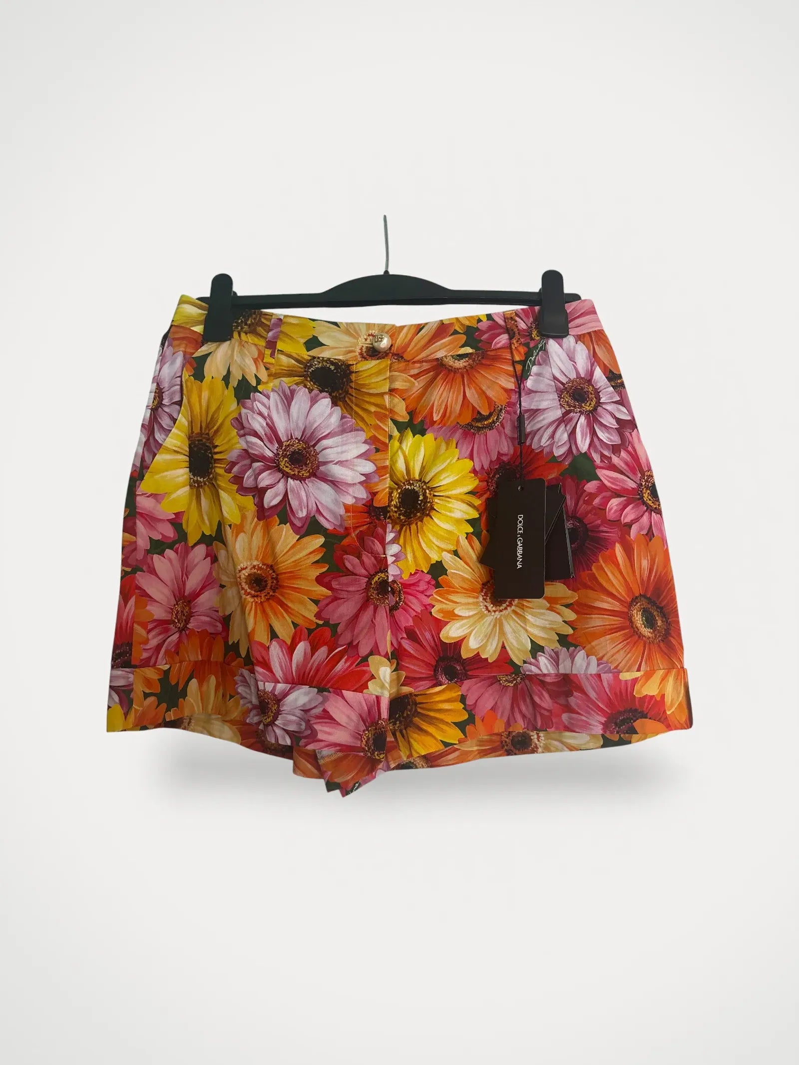 image of Dolce & Gabbana-shorts NWT