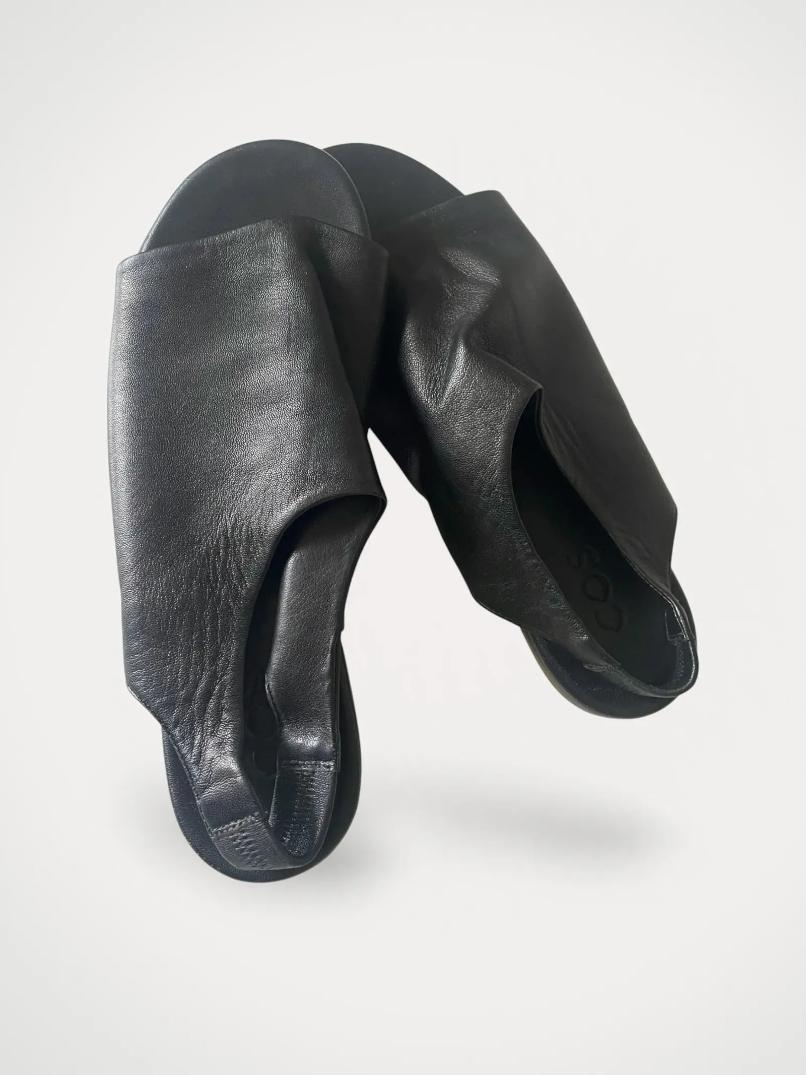 image of Cos-skinnsandaler