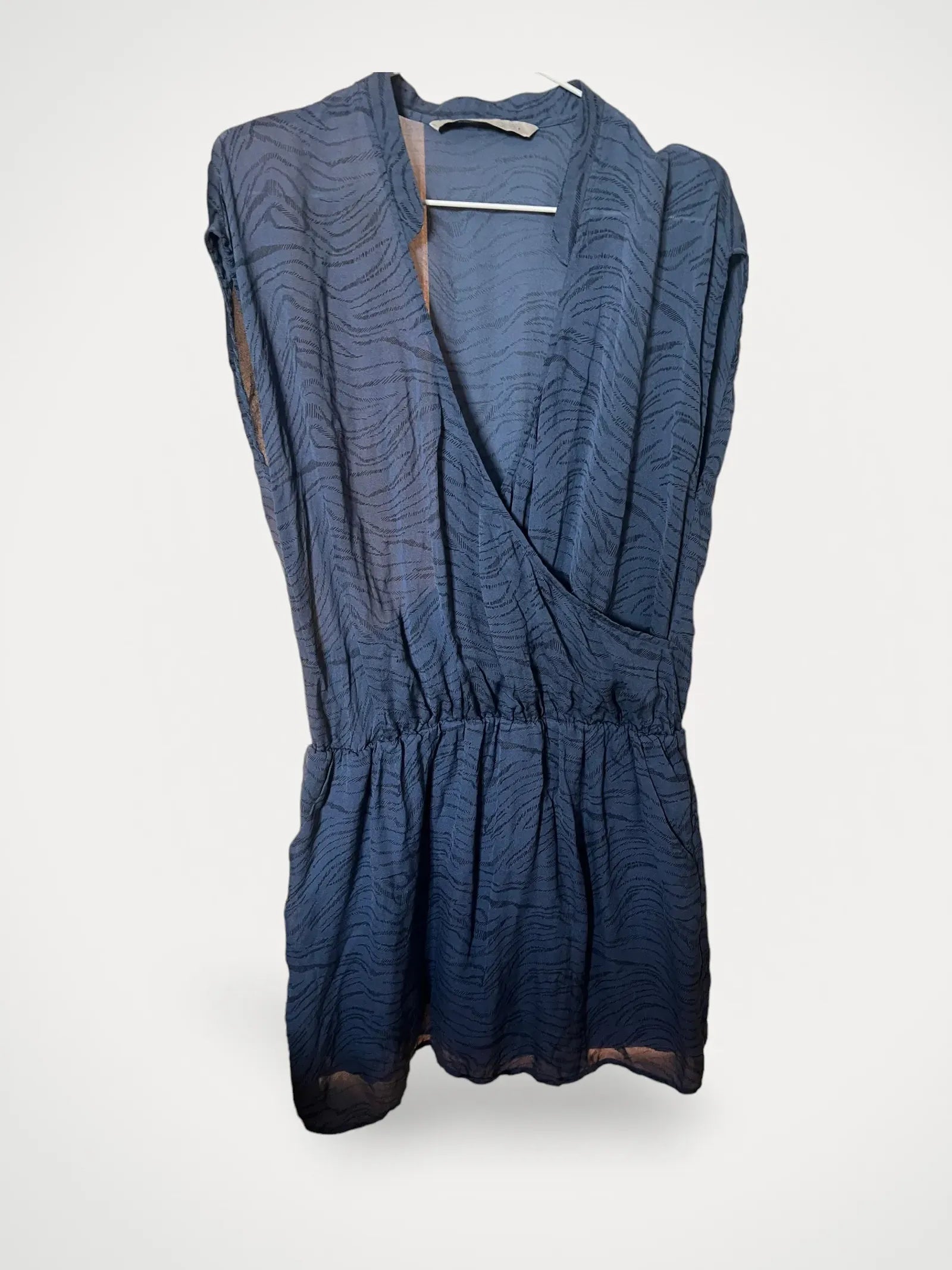 image of Custommade-sidenklänning NWOT