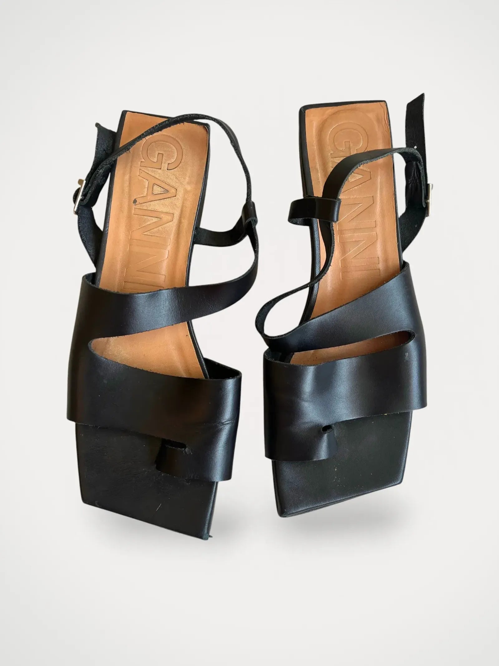 image of Ganni-skinnsandaler