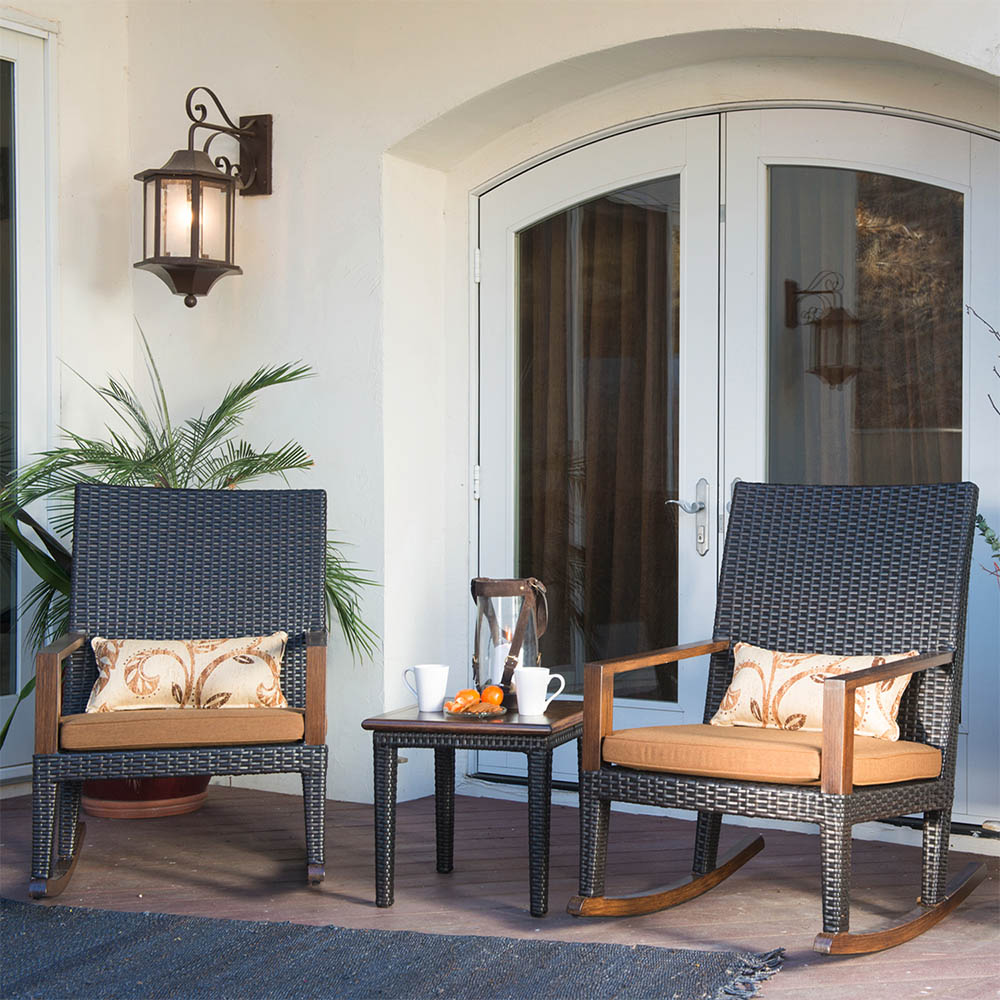 outdoor-staging-rocking-chair-set