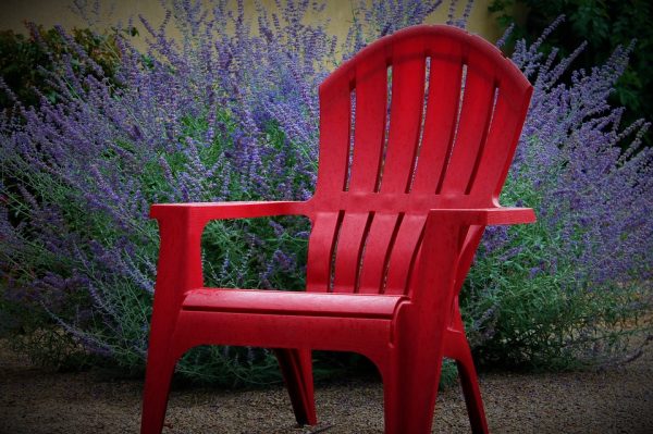 plastic-garden-chair