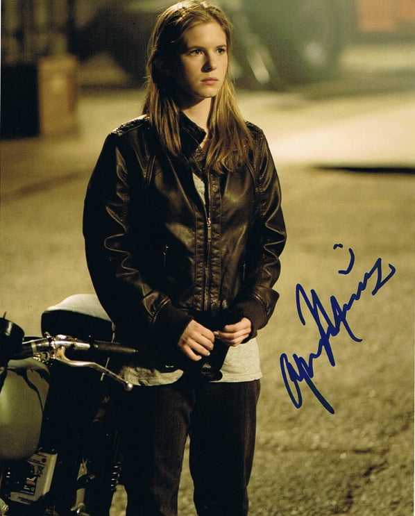 Magda Apanowicz Signed Photo