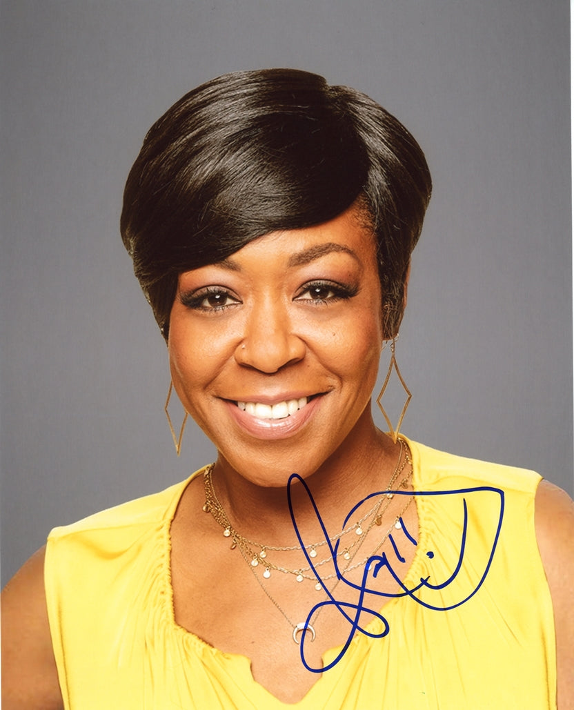 Tichina Arnold Signed Photo