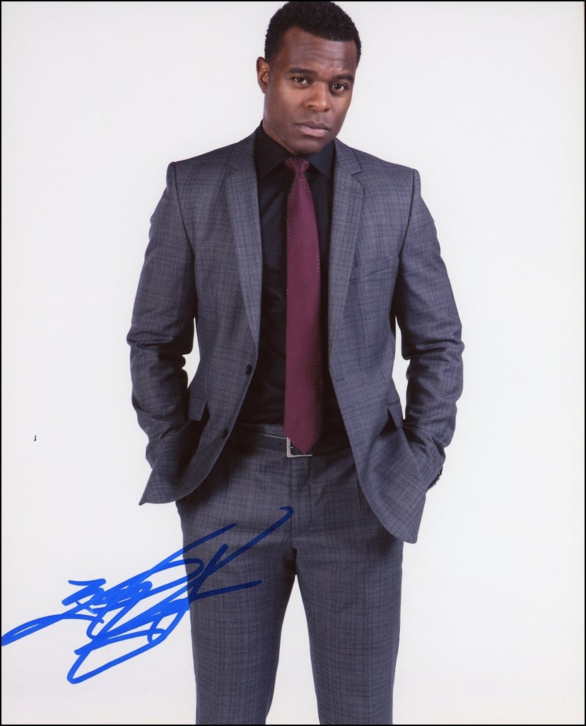 Lyriq Bent Signed Photo