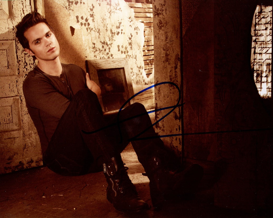 Thomas Dekker Signed Photo