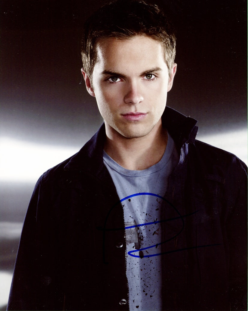 Thomas Dekker Signed Photo