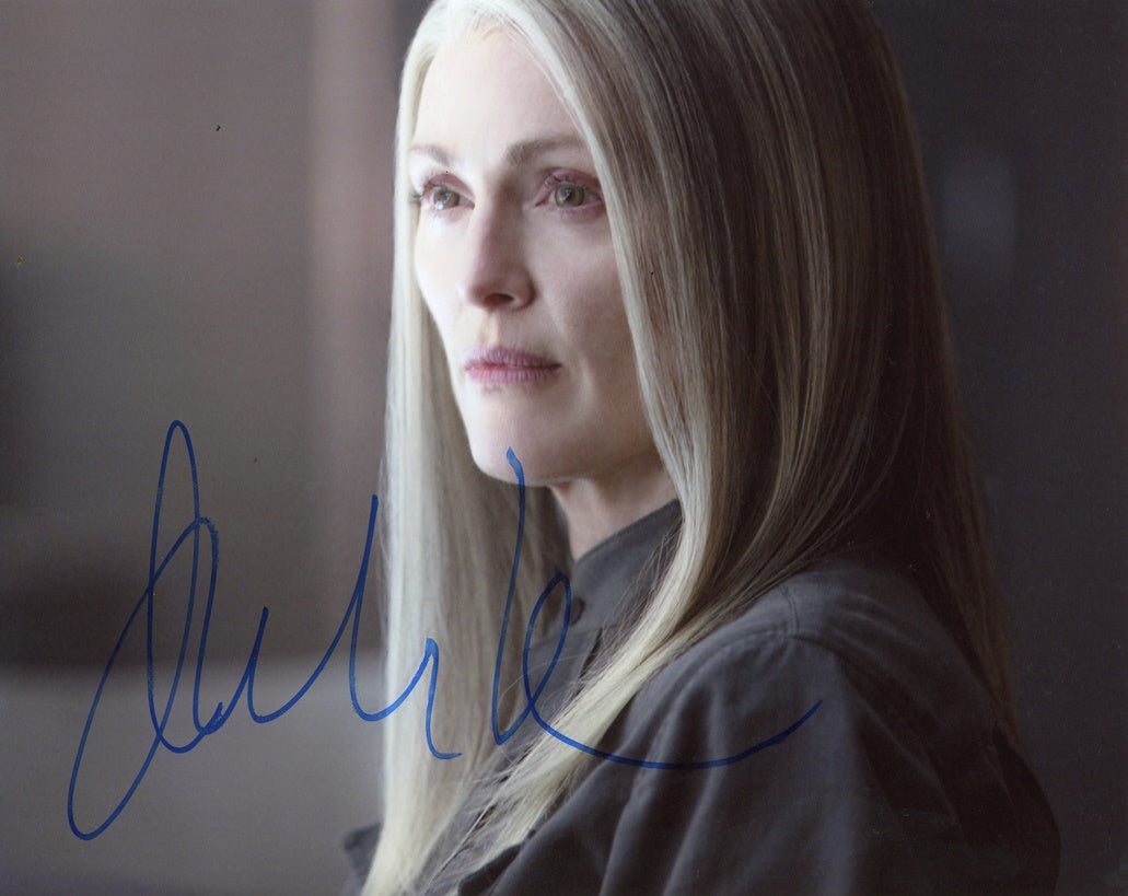 Julianne Moore Signed Photo