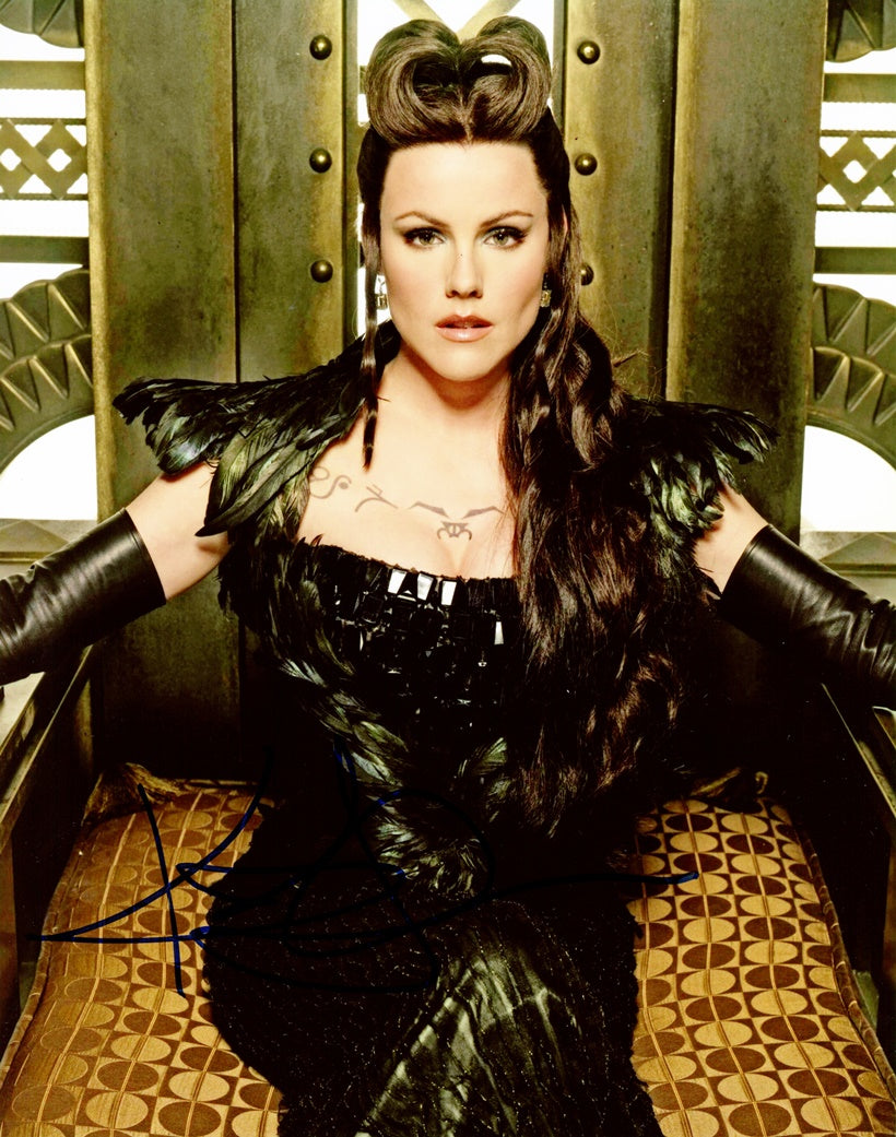 Kathleen Robertson Signed Photo