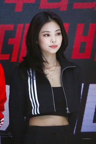 JENNIE IN HER ADIDAS TLRD Track Jacket 