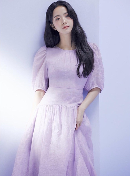 Blackpink Jisoo-inspired Midi Casual dress