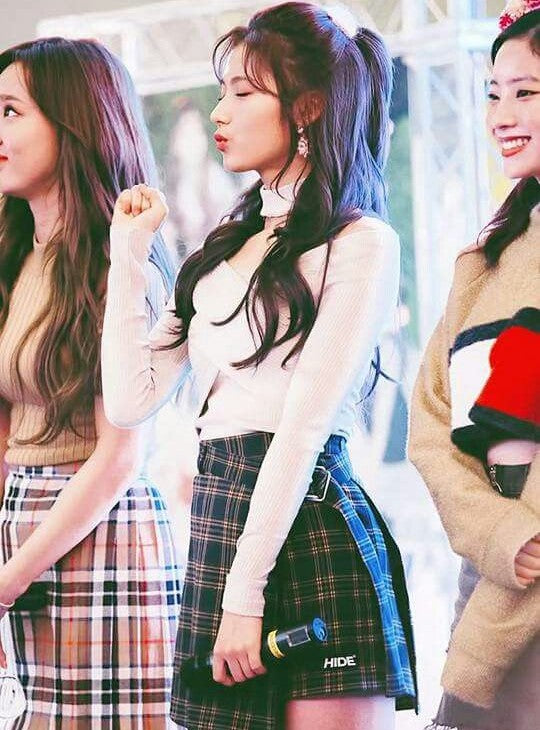 Pink And Blue Plaid Crop Top  Nayeon - Twice - Fashion Chingu