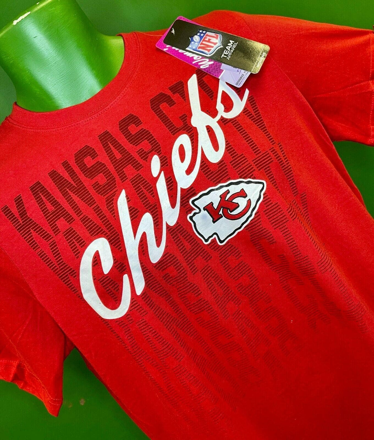 NFL Kansas City Chiefs Majestic Women's Plus Size T-Shirt Medium NWT